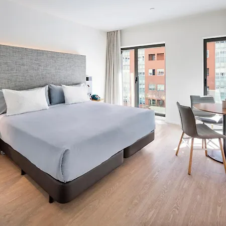 Отель Innside By Melia