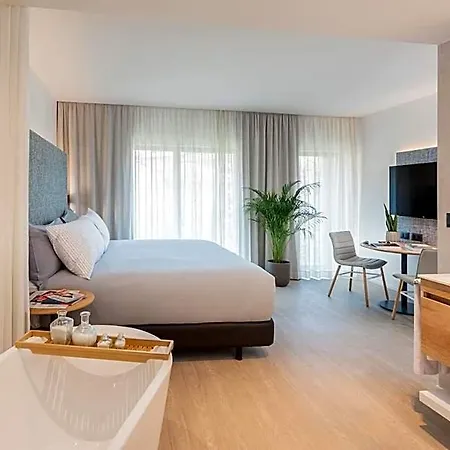 Hotel Innside By Melia 4*