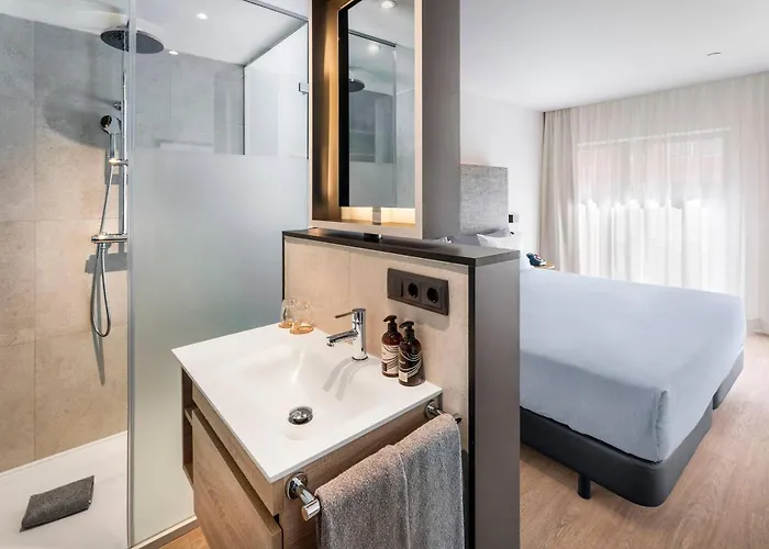 ホテル Innside サラゴサ