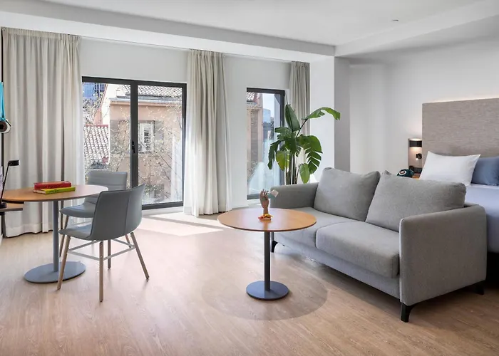 ホテル Innside 4*